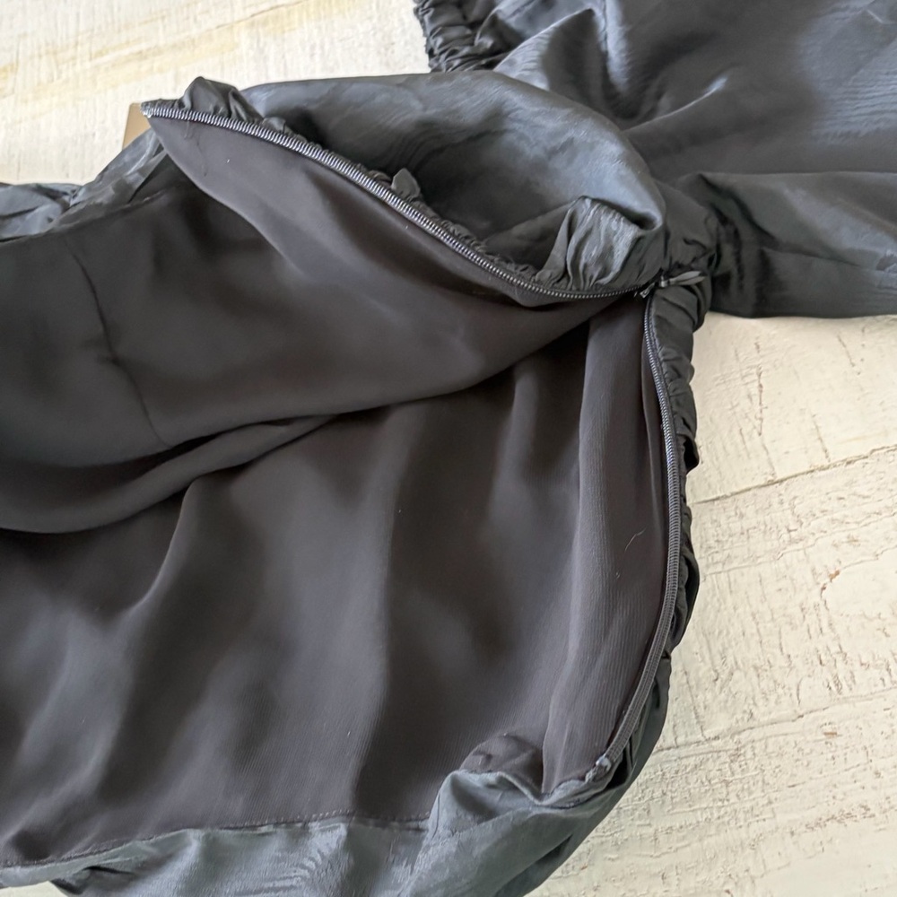 J.Crew NWT size 12 Ruched Puff Sleeve Cropped Top Black Long Sleeve Off Shoulder - Picture 11 of 13